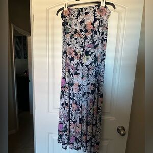 Long very stretchy maxi skirt